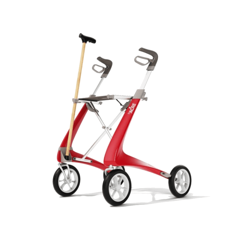 Käpphållare monterad på röd Carbon Ultralight-rollator – praktisk för käpp