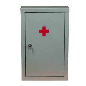 Medicinskab, grå metal og med nøgler.